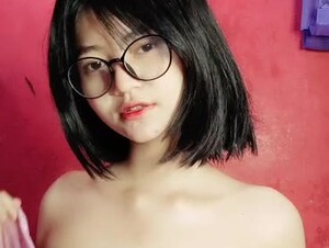 TociL Cantik Kacamata Liveshow - korean porn video